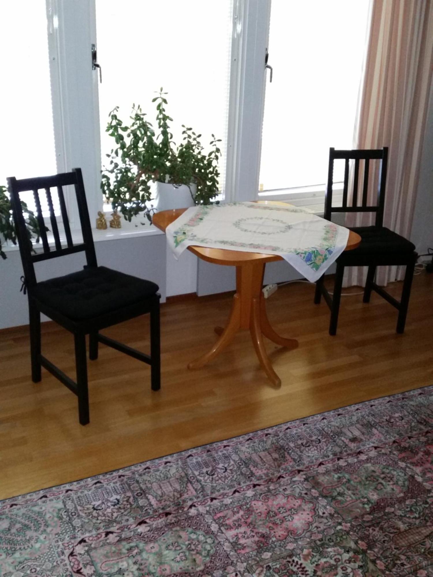 Apartamento Marja-Liisa Vitikainen Kungsängen Exterior foto